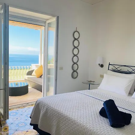 La Panoramica Sea View Nyaraló