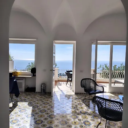 Dom wakacyjny La Panoramica Sea View *