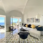 בית נופש La Panoramica Sea View